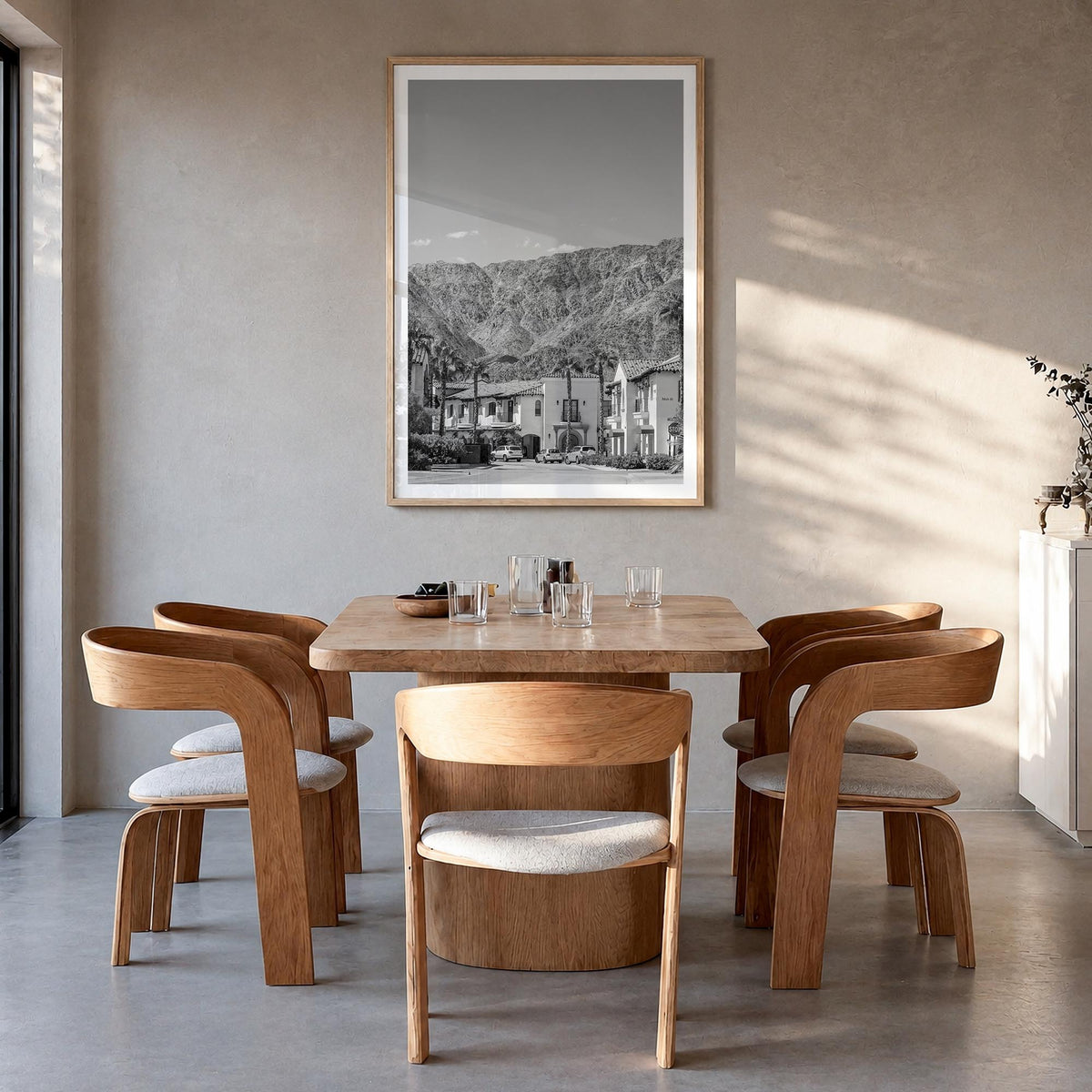 La Quinta black & white photo poster of California, USA – vertical wall art in natural wood frame with white border, hanging