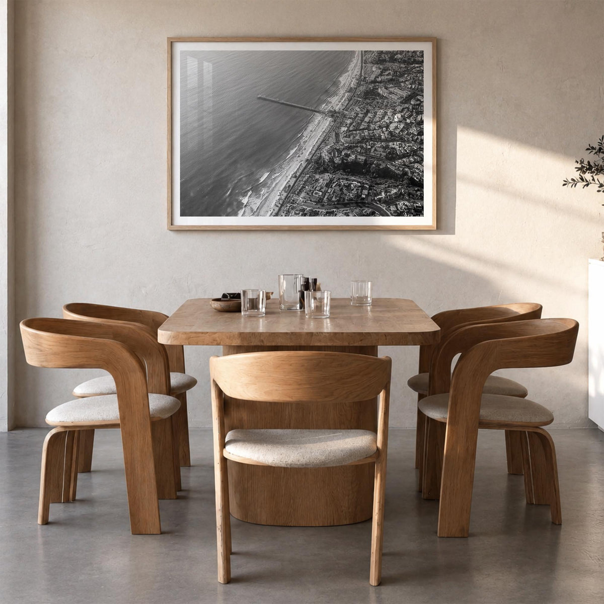 San Clemente black & white photo poster of California, USA – horizontal wall art in natural wood frame with white border, han