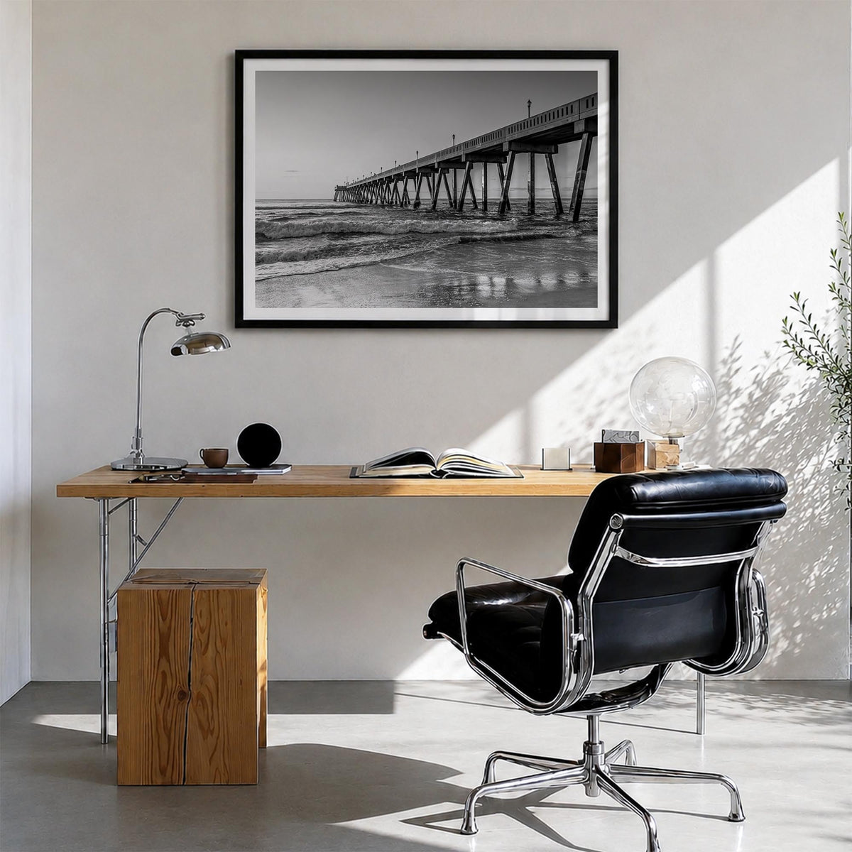 Wilmington, North Carolina black & white photo poster of North Carolina, USA – horizontal wall art in black wood frame with w