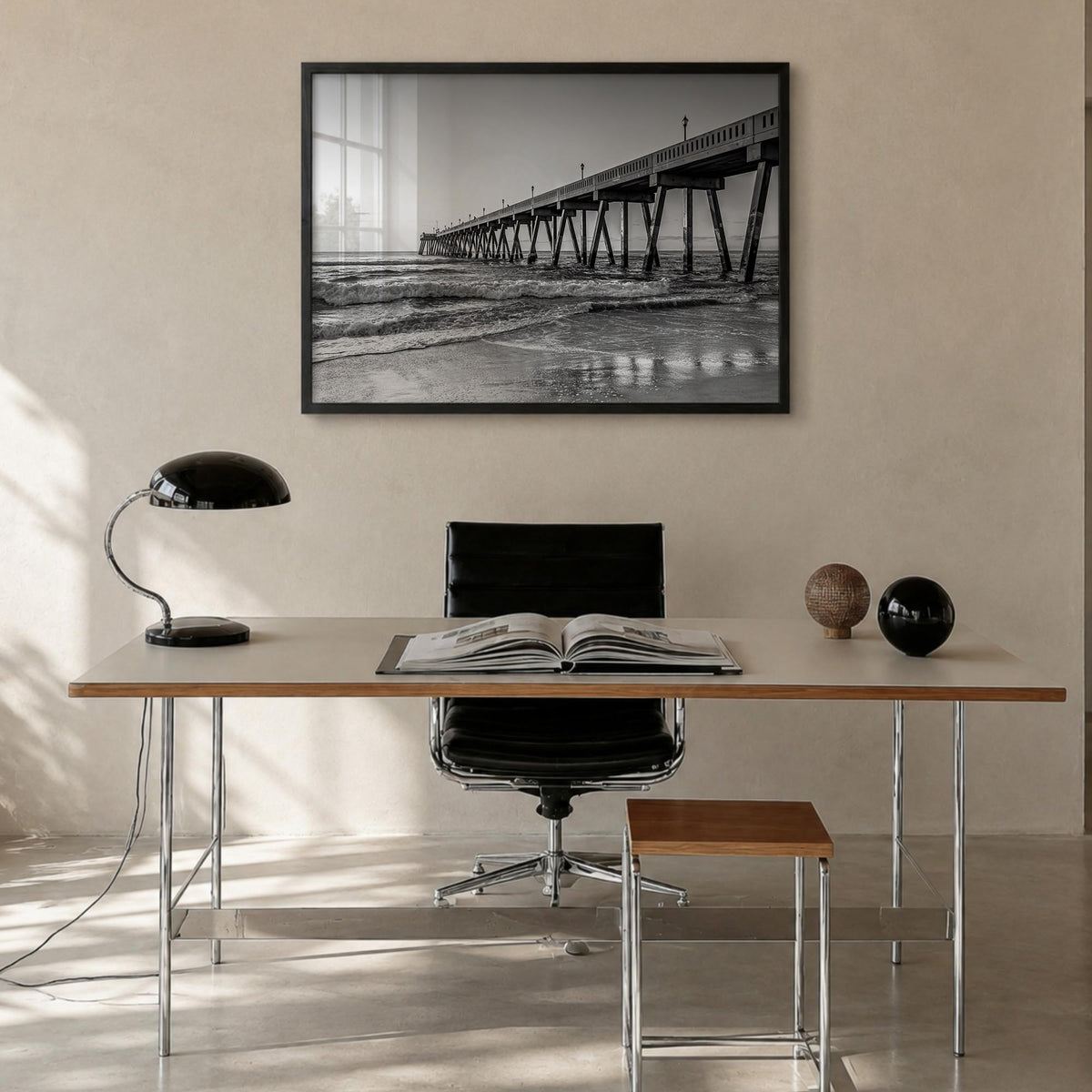 Wilmington, North Carolina black & white photo poster of North Carolina, USA – horizontal wall art in black wood frame, hangi
