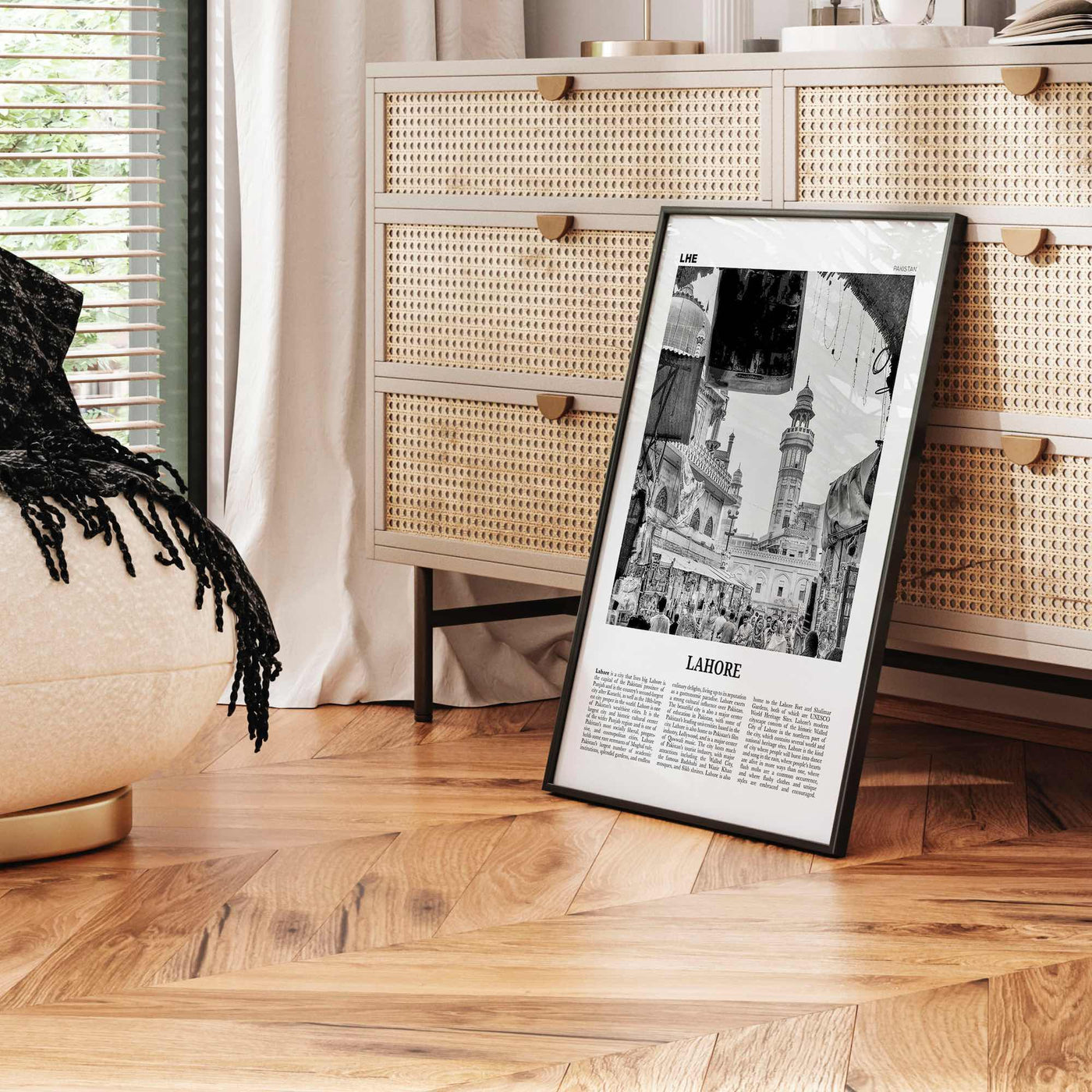 Lahore Print Black and White No 1, Lahore Wall Art, Lahore Poster, Lahore Photo, Lahore Wall Decor, Pakistan, لاہور لہور, Punjab City