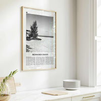 Milwaukee County Print Black and White, Milwaukee County Wall Art, Milwaukee Poster, Milwaukee Photo, Milwaukee Wall Décor, Milwaukee Map