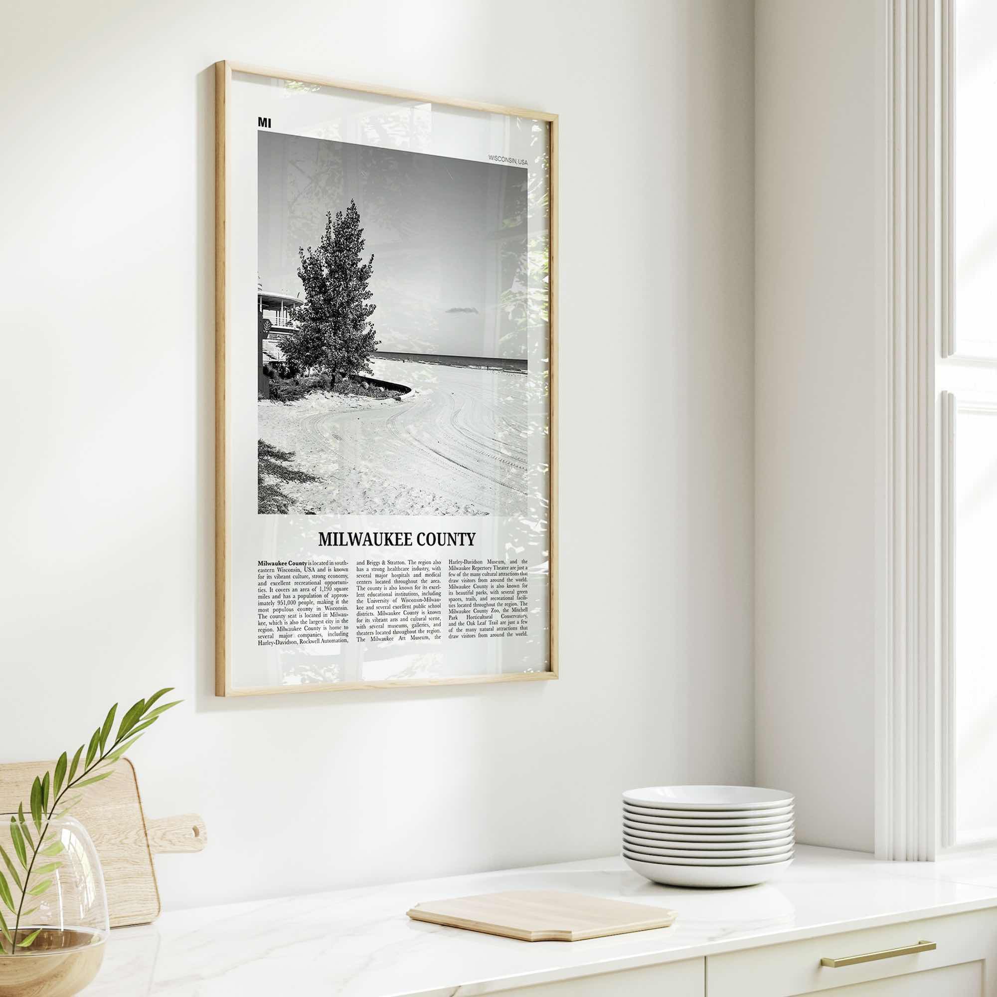 Milwaukee County Print Black and White, Milwaukee County Wall Art, Milwaukee Poster, Milwaukee Photo, Milwaukee Wall Décor, Milwaukee Map