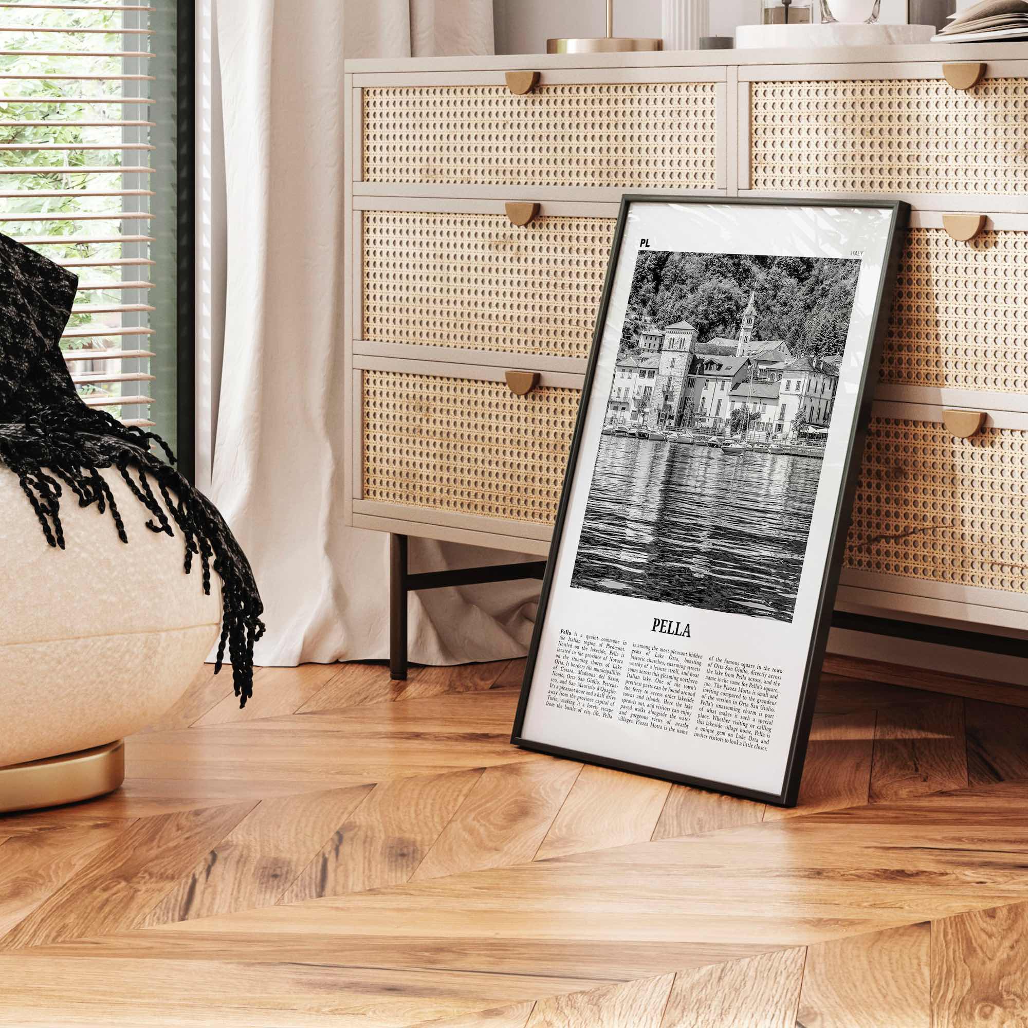 Pella Print Black and White Italy, Pella Wall Art, Pella Poster, Pella Photo, Pella Wall Décor, Pella Map, Italy