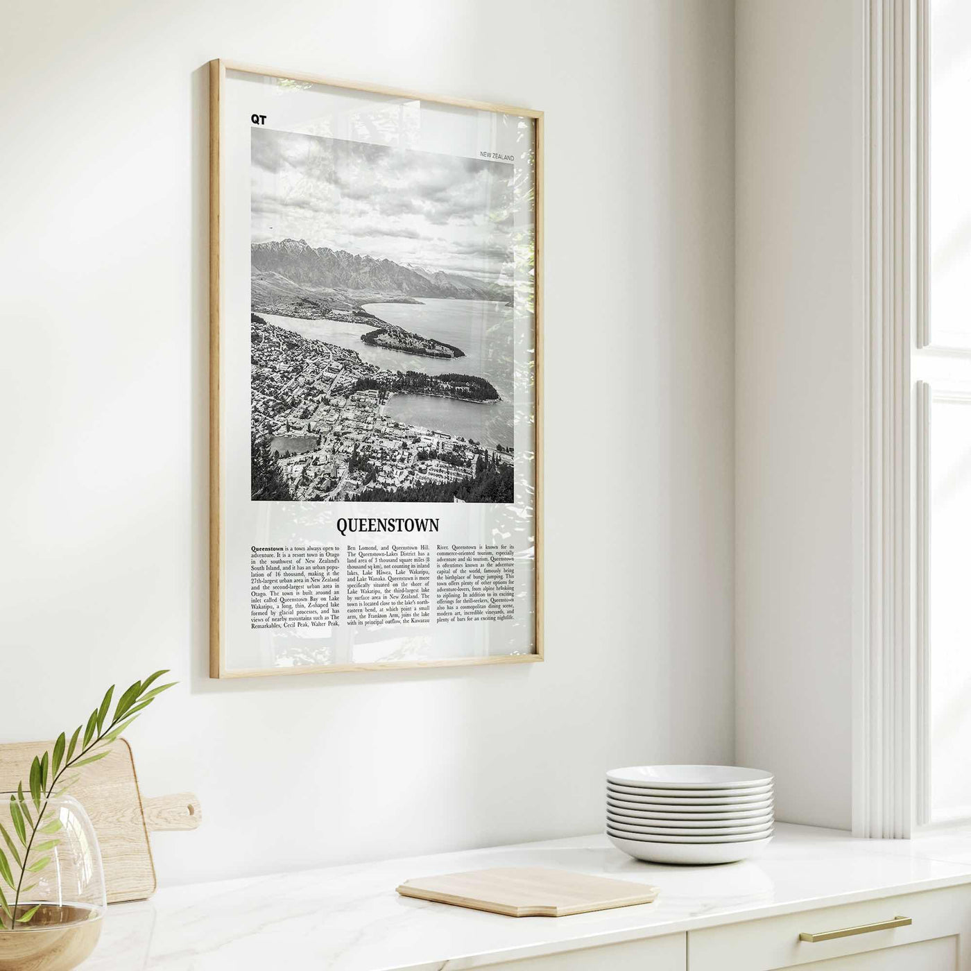 Queenstown Print Black and White, Queenstown Wall Art, Queenstown Poster, Queenstown Photo, Queenstown Wall Decor, New Zealand, Oceania