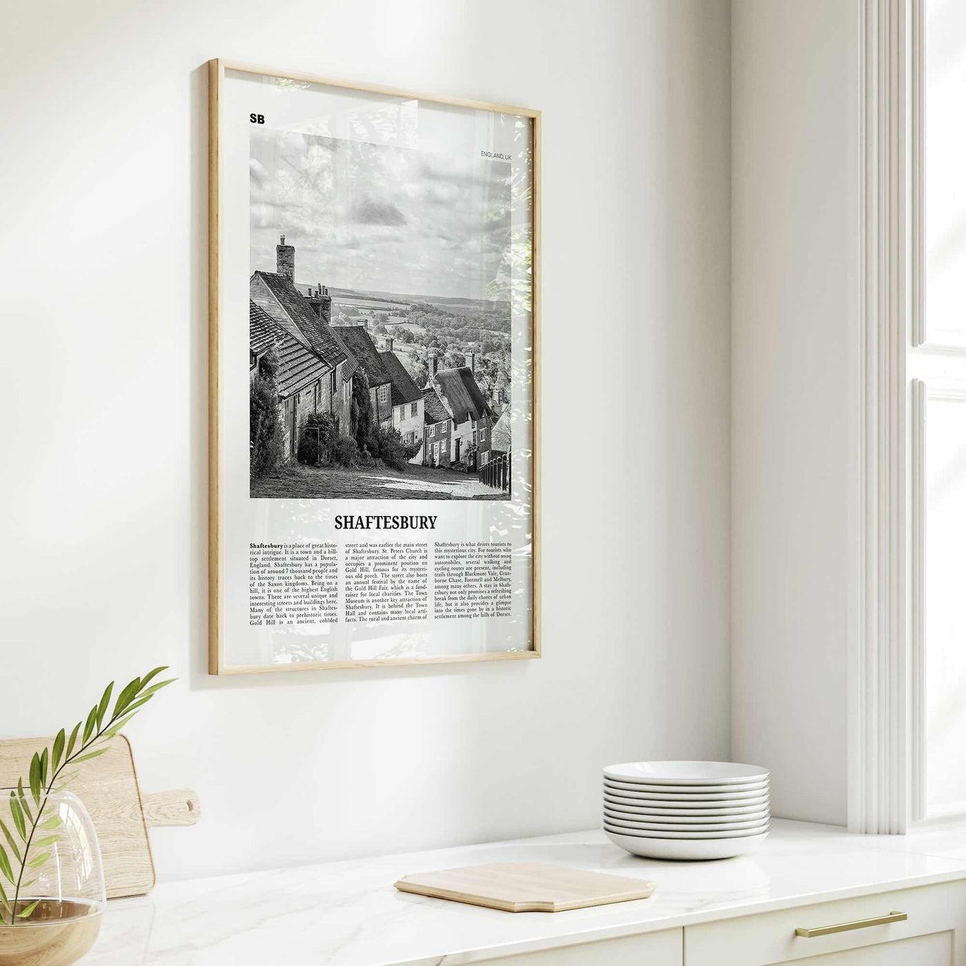 Shaftesbury Print Black and White, Shaftesbury Wall Art, Shaftesbury Poster, Shaftesbury Photo, Shaftesbury Map, England, UK, United Kingdom