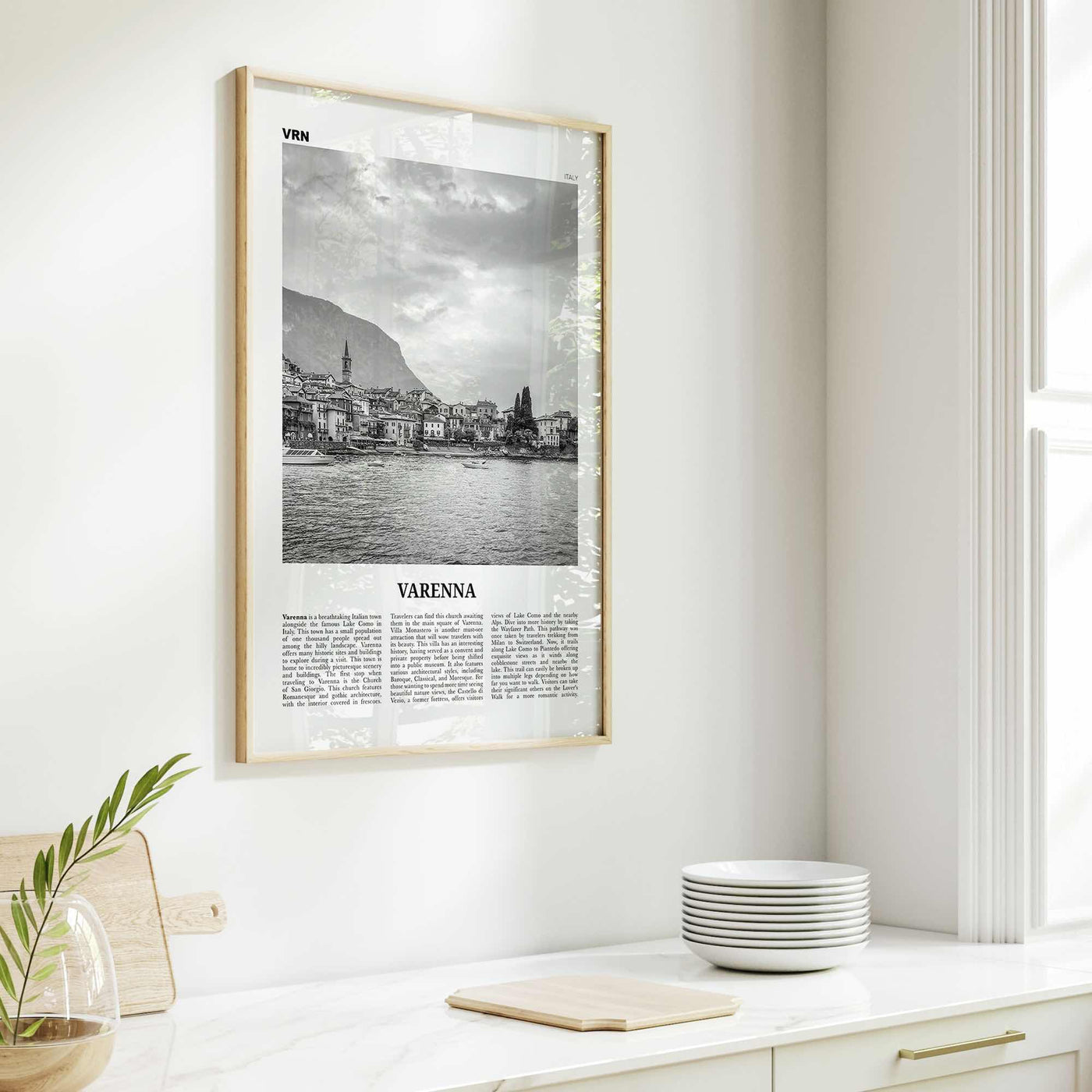 Varenna Print Black and White, Varenna Wall Art, Varenna Poster, Varenna Photo, Varenna Wall Décor, Varenna Map, Italy