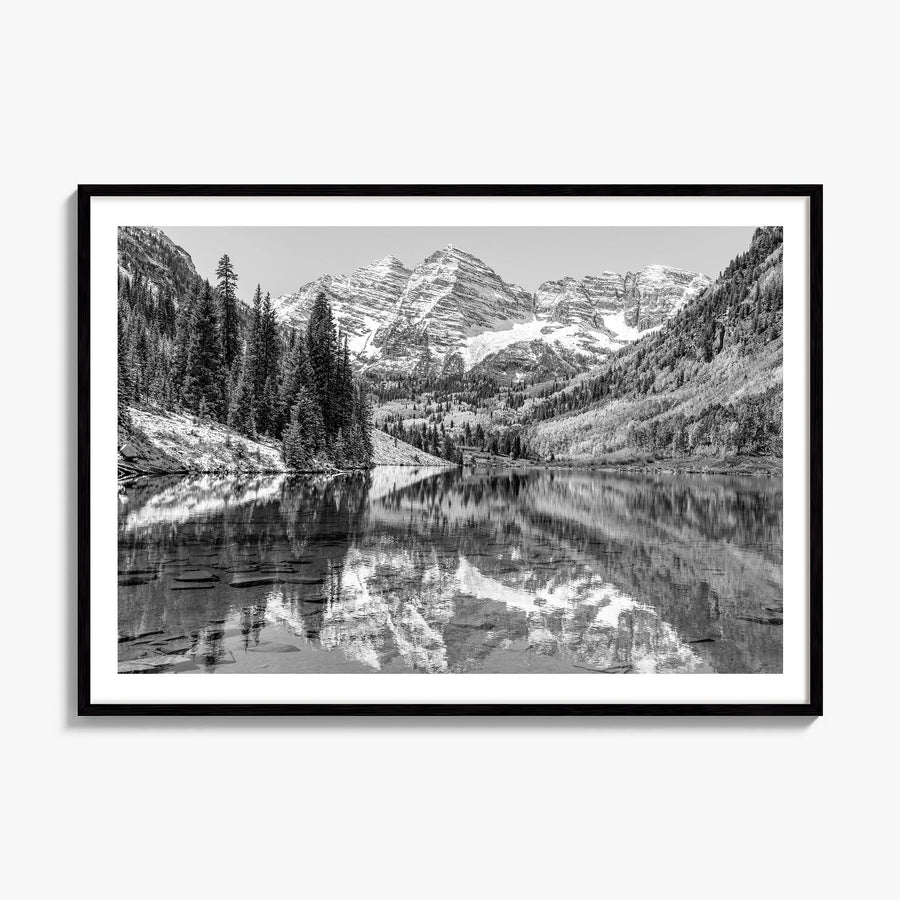 Aspen Photo Poster, framed poster mockup, white border