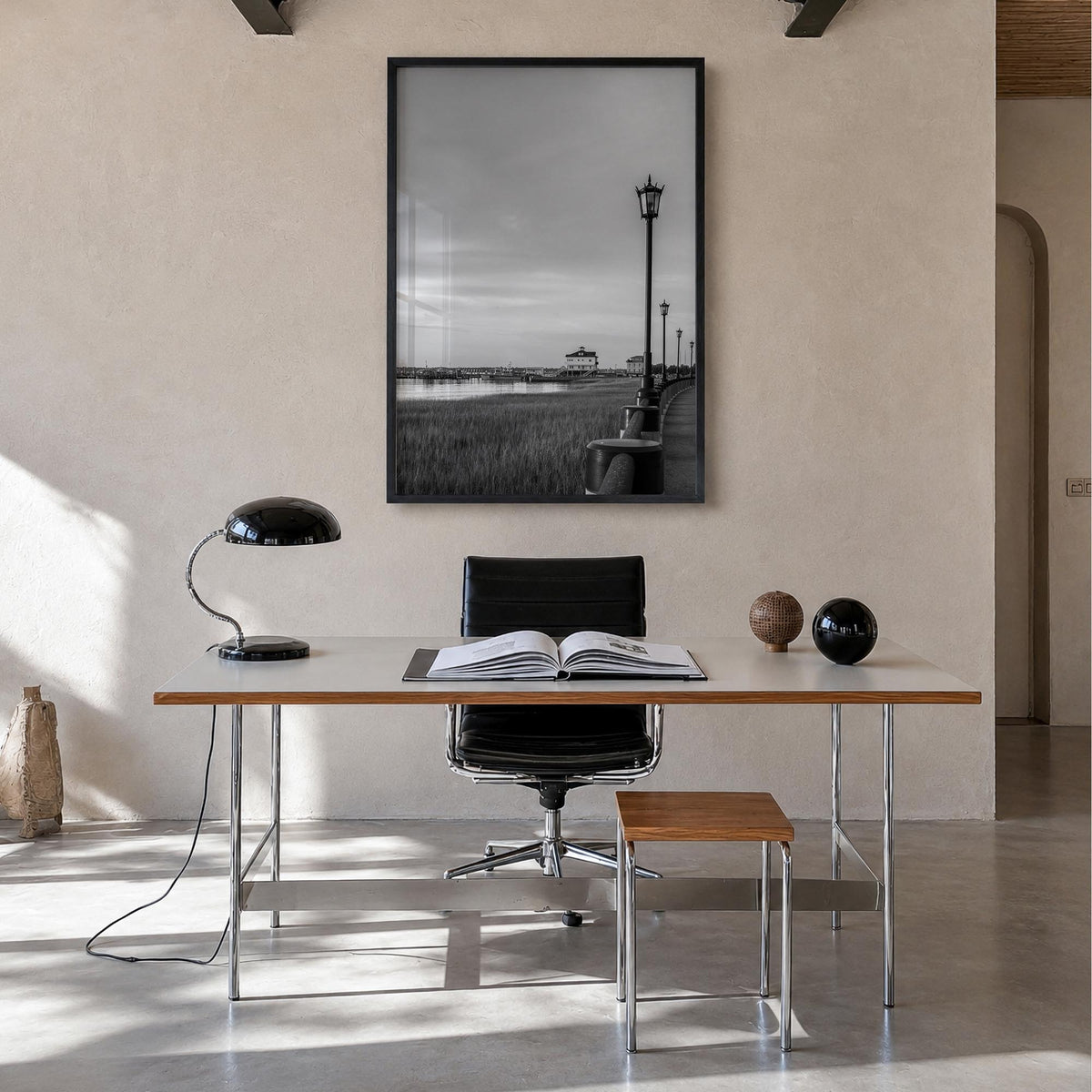Charleston, South Carolina no. 1 black & white photo poster of South Carolina, USA – vertical wall art in black wood frame, h