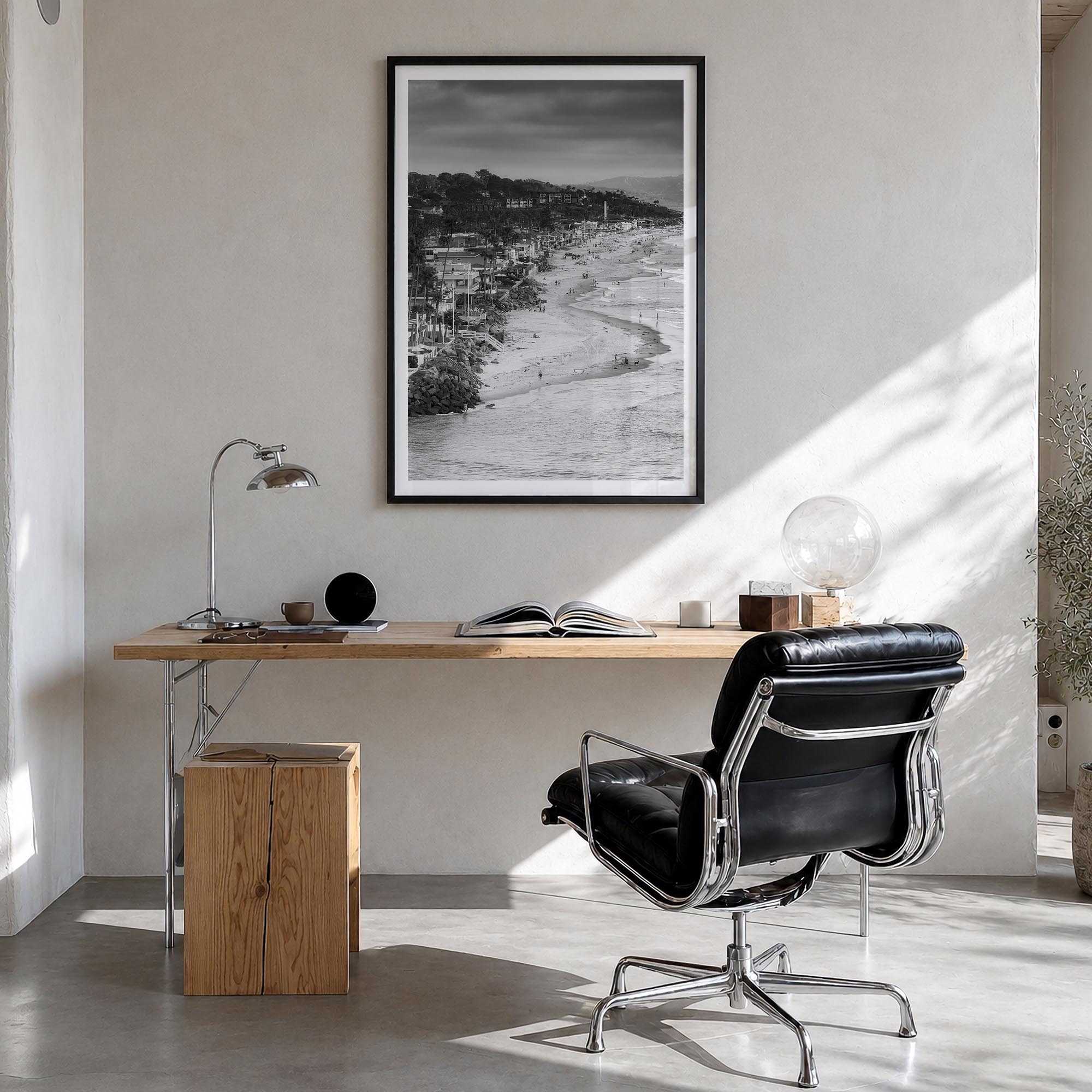 Del Mar black & white photo poster of California, USA – vertical wall art in black wood frame with white border, hanging on w