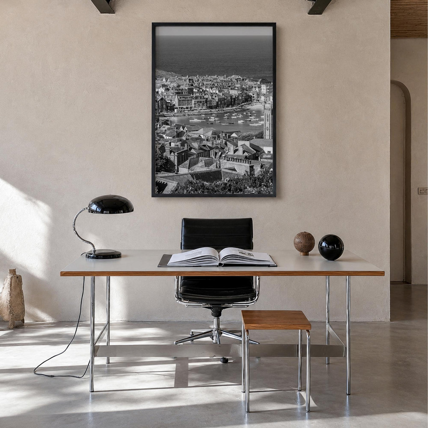 England black & white photo poster of United Kingdom – vertical wall art in black wood frame, hanging on wall