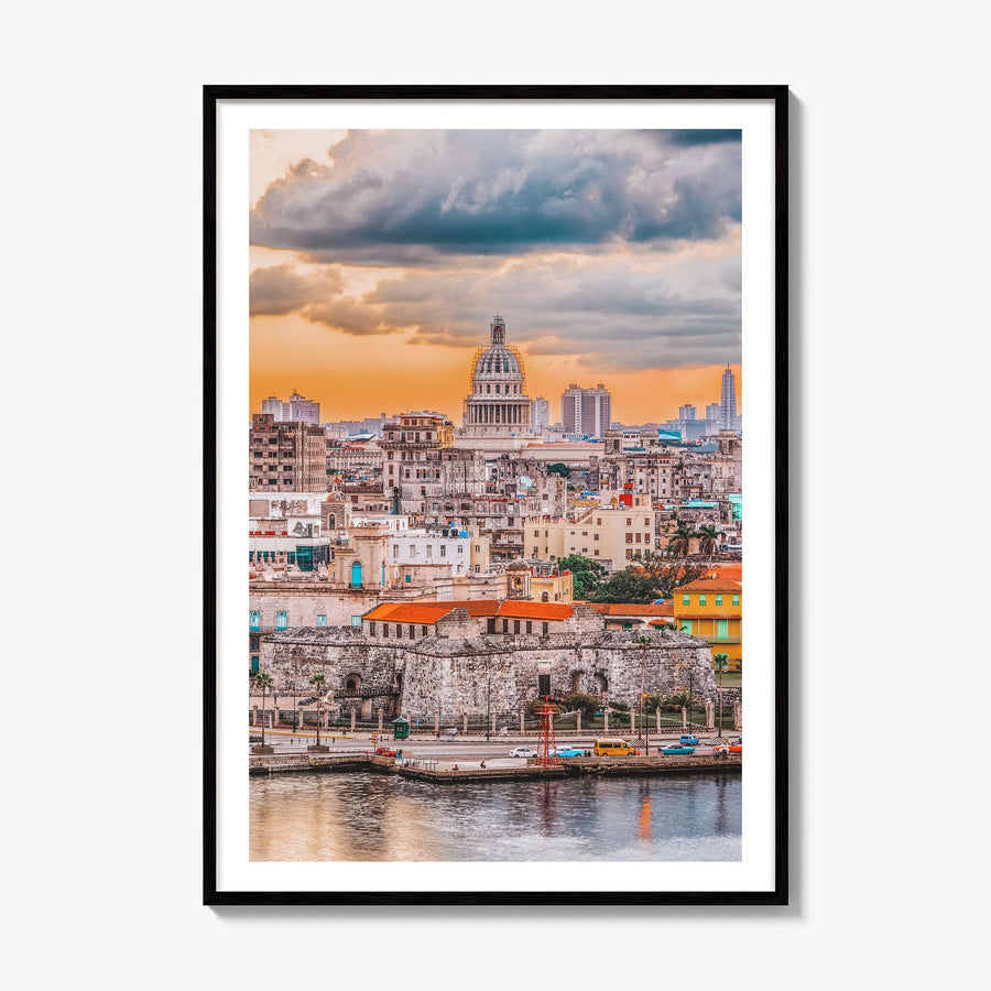 Havana Photo No 1 Poster, framed poster mockup, white border