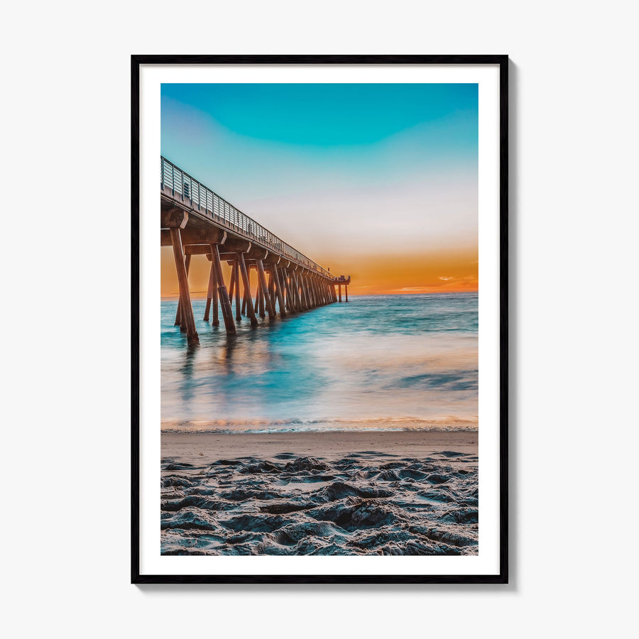 Hermosa Beach Photo No 1 Poster, framed poster mockup, white border