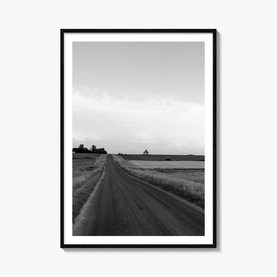 Illinois black & white photo poster of United States – vertical wall art, unframed print shown in interior mockup
