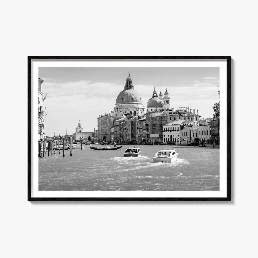 Italy black & white photo poster of Europe – horizontal wall art, unframed print shown in interior mockup