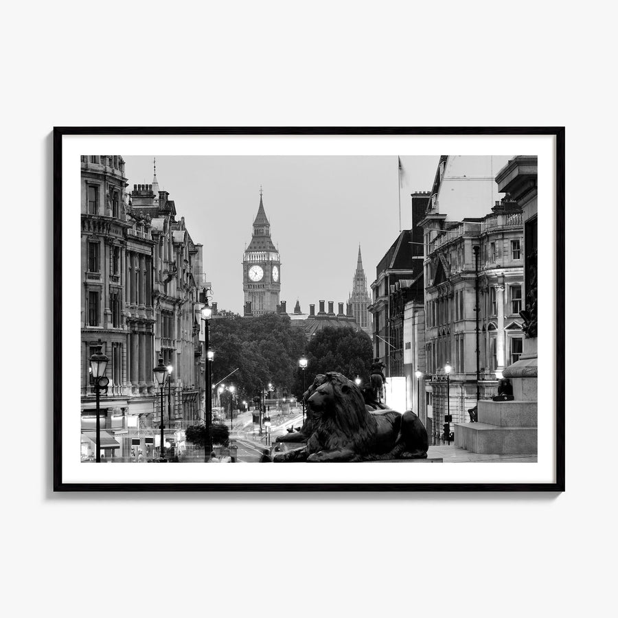 London Photo No 1 Poster, framed poster mockup, white border