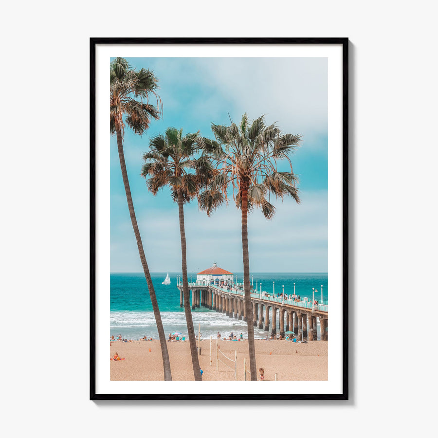 Manhattan Beach Photo No 1 Poster, framed poster mockup, white border