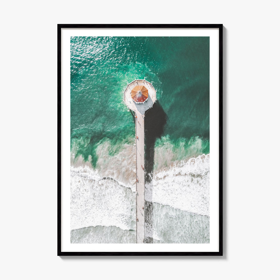 Manhattan Beach Photo No 3 Poster, framed poster mockup, white border