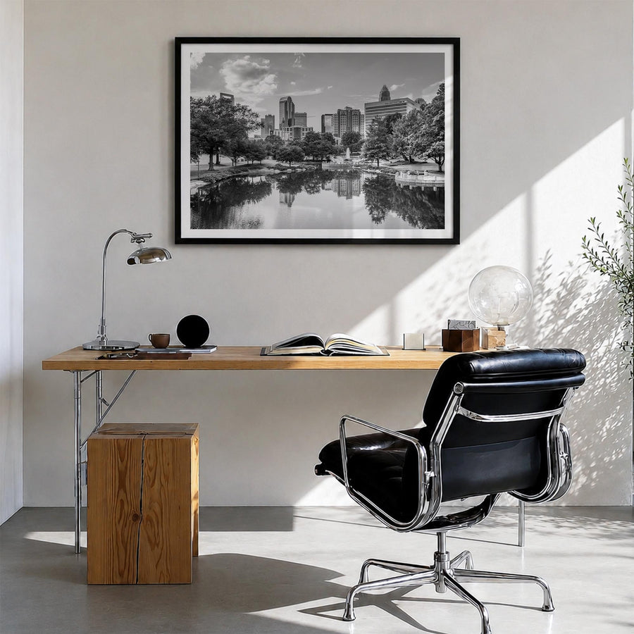 North Carolina black & white photo poster of United States – horizontal wall art in black wood frame with white border, hangi