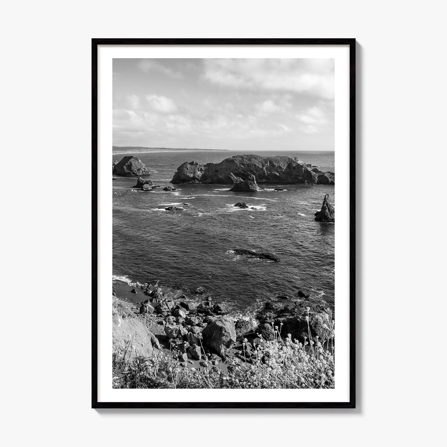 Northern California Photo Poster, framed poster mockup, white border