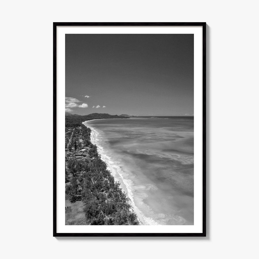 O‘ahu Photo No 2 Poster, framed poster mockup, white border