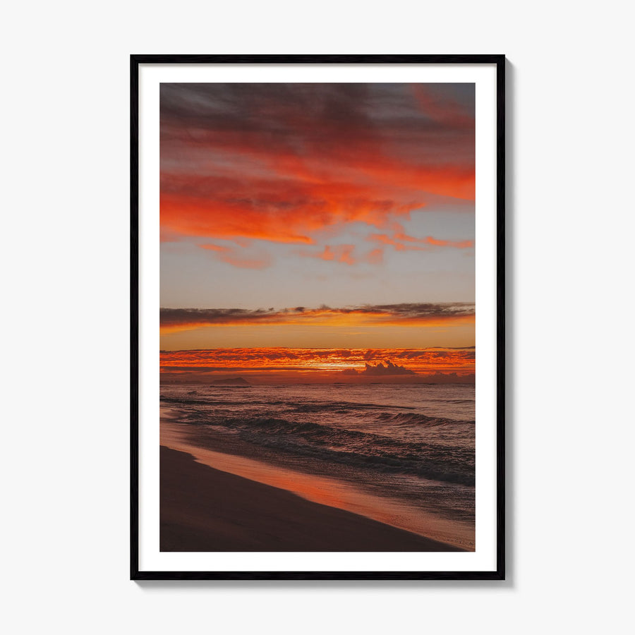 O‘ahu Photo No 2 Poster, framed poster mockup, white border