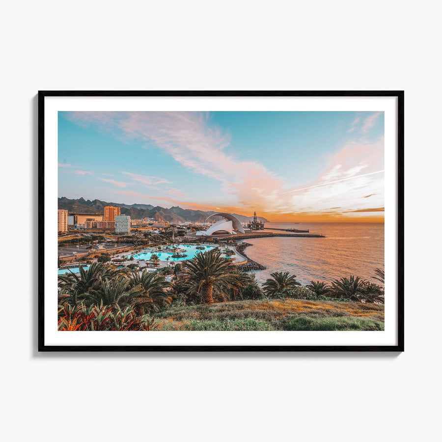 Santa Cruz, California Photo Poster, framed poster mockup, white border