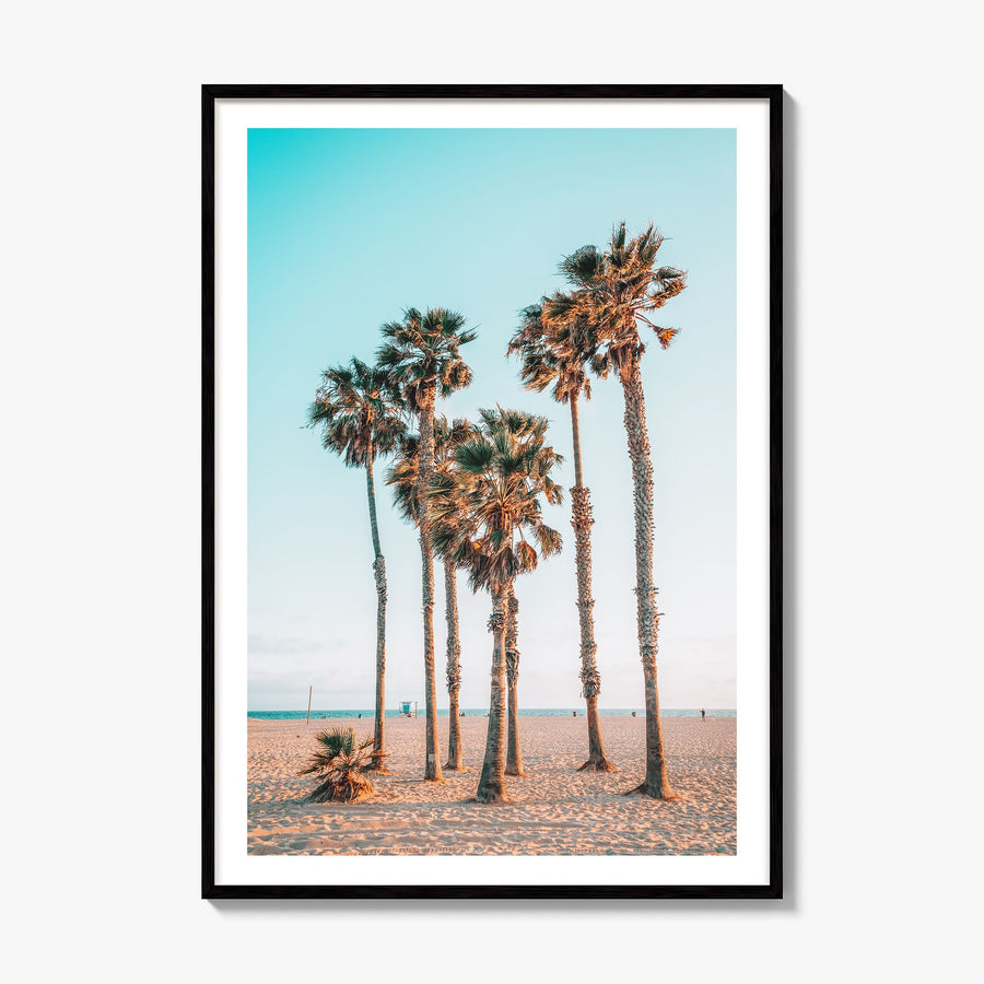 Santa Monica Photo No 4 Poster, framed poster mockup, white border