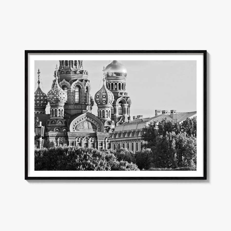 St. Petersburg, Russia black & white photo poster of Russia – horizontal wall art, unframed print shown in interior mockup
