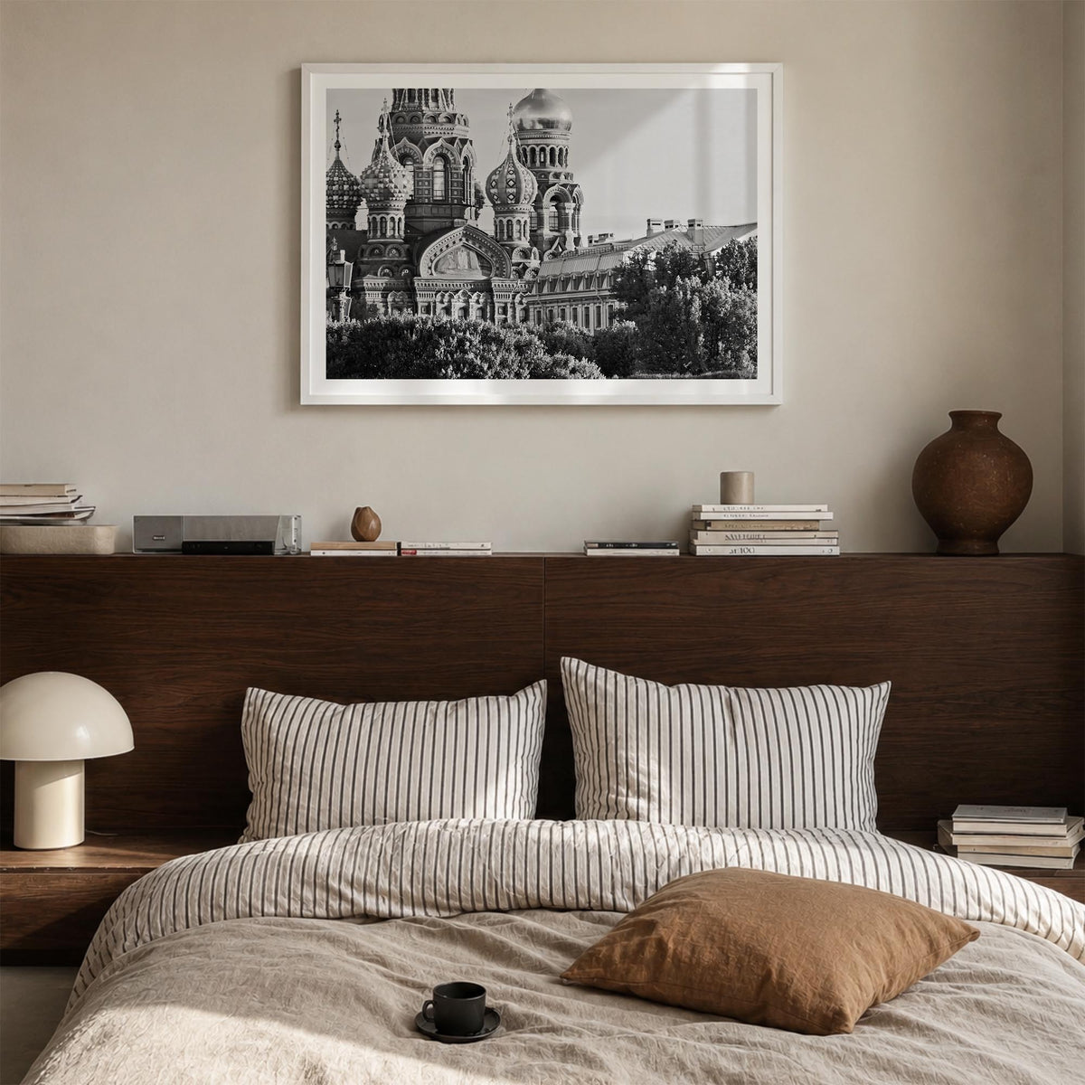 St. Petersburg, Russia black & white photo poster of Russia – horizontal wall art in white wood frame with white border, hang