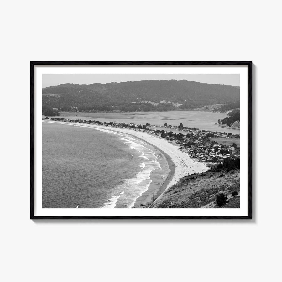 Stinson Beach black & white photo poster of California, USA – horizontal wall art, unframed print shown in interior mockup