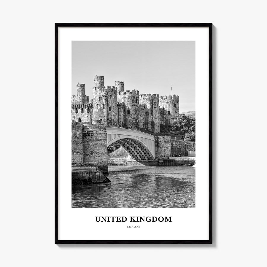 United Kingdom Classic No 2 Poster, framed poster mockup